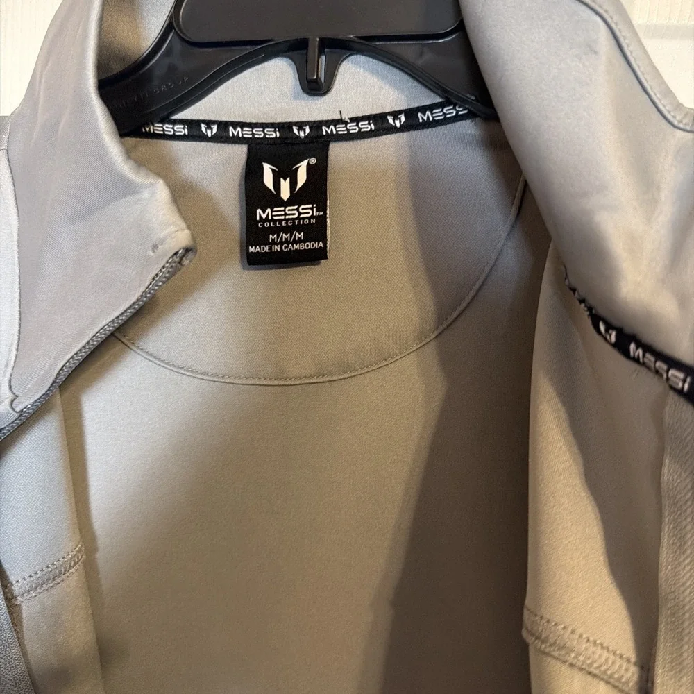 Messi Mens Soccer Running Track Jacket.‎ Size Medium Gray. New With Tags